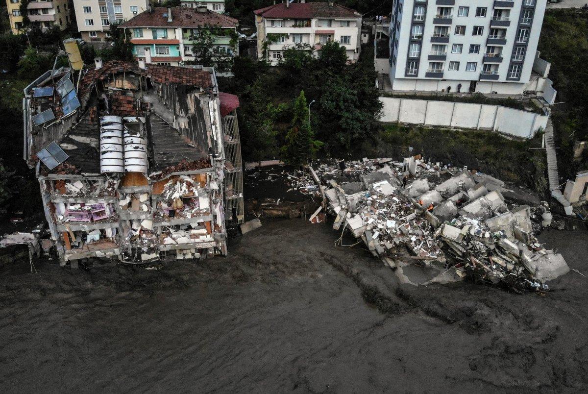 Kastamonu'da sel felaketi: Sevdiklerimiz el sallayarak gitti