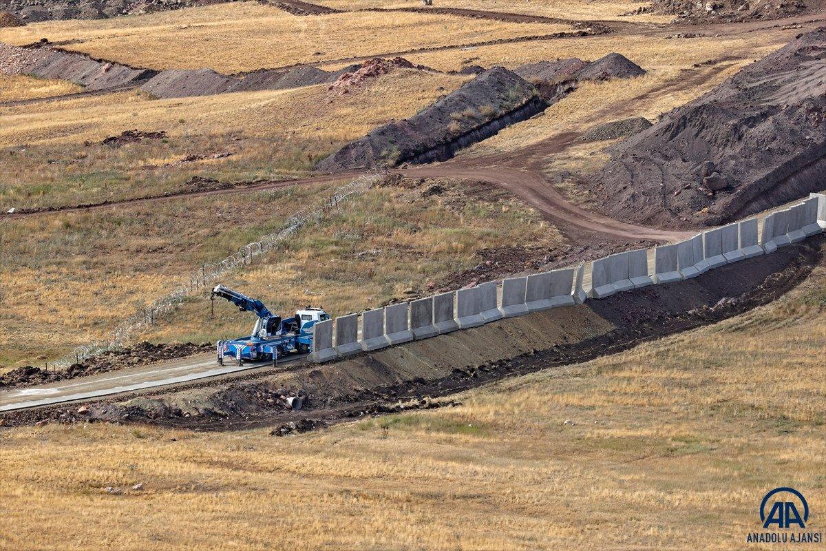 Mehmetçik, Van-İran sınırında gece gündüz tetikte