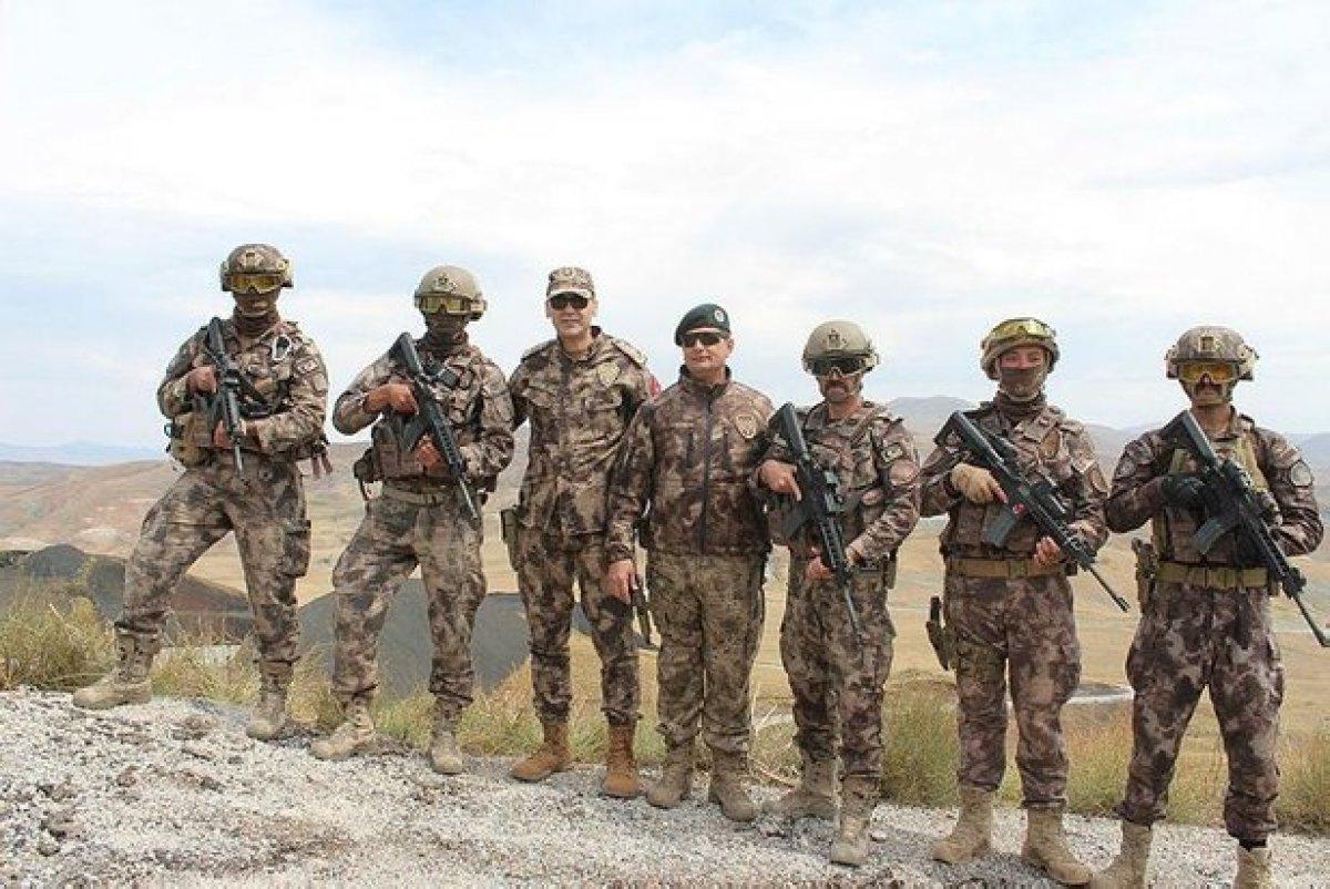 Mehmetçik, Van-İran sınırında gece gündüz tetikte