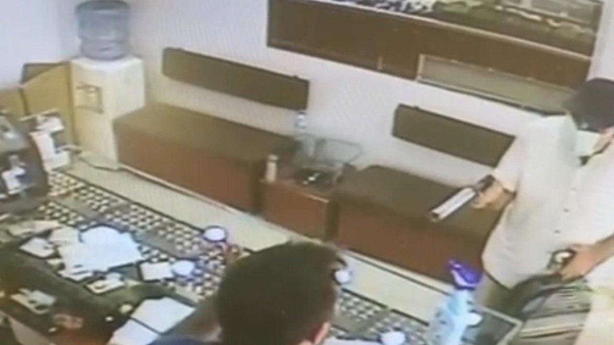 Elazığ'da kuyumcuda soygun girişimi