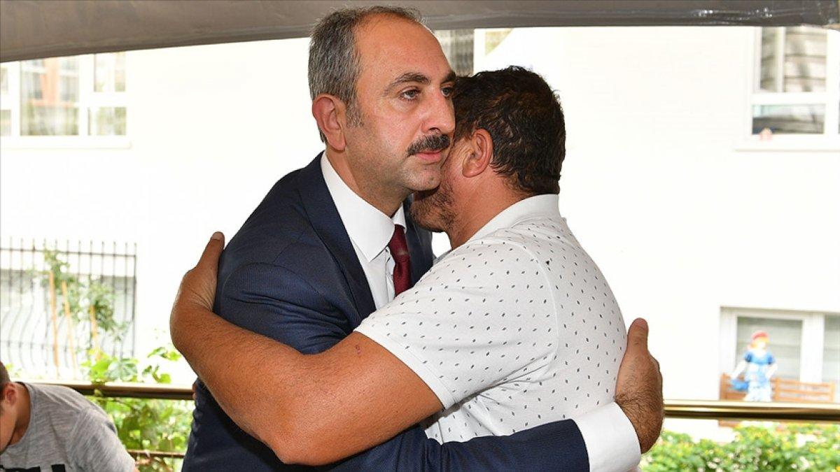 Abdulhamit Gül, Emirhan Yalçın için Kur'an-ı Kerim okudu