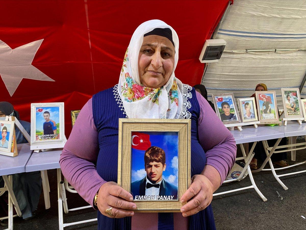 Evlat nöbetindeki anne: Sen gelmeden ben bu eylemden kalkmayacağım