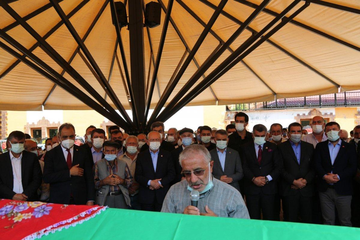 Kemal Kılıçdaroğlu’nun teyzesi Fecire Işık, son yolculuğuna uğurlandı