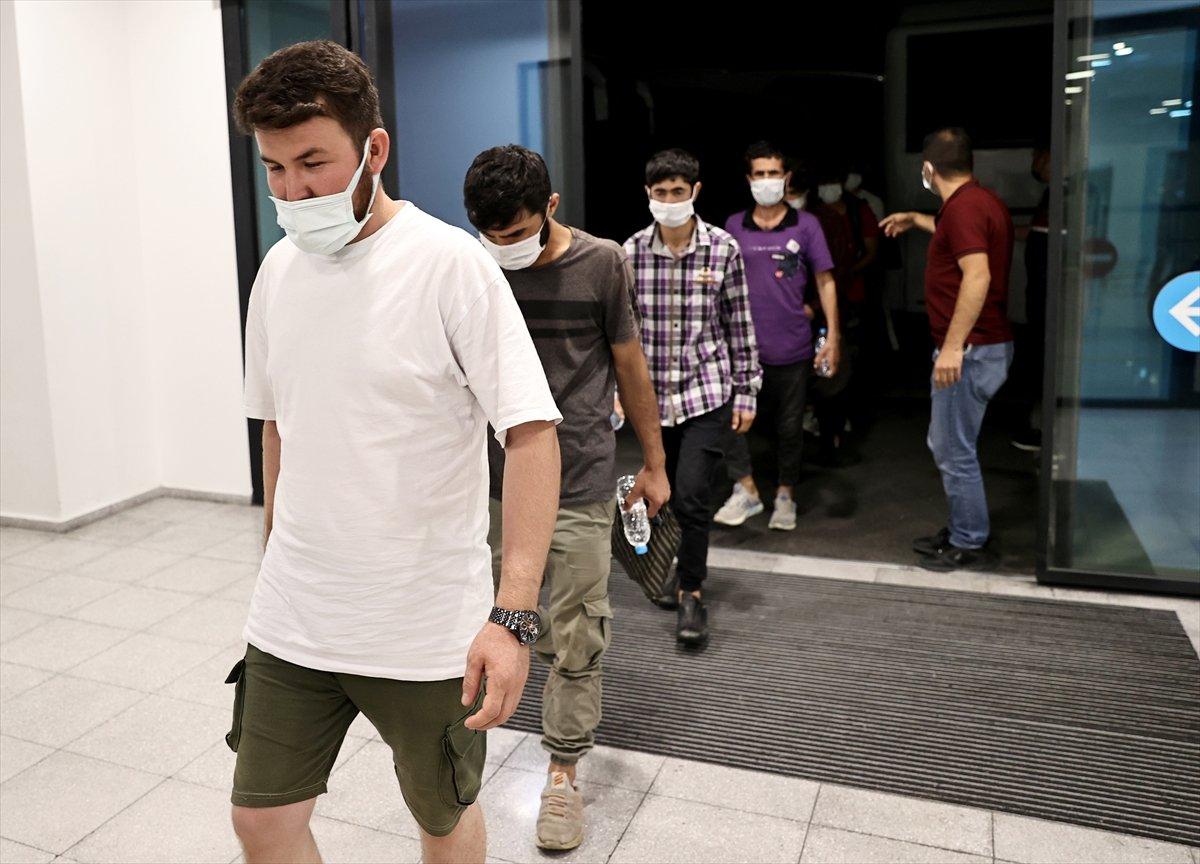 7 ayda 37 bin düzensiz göçmen sınır dışı edildi