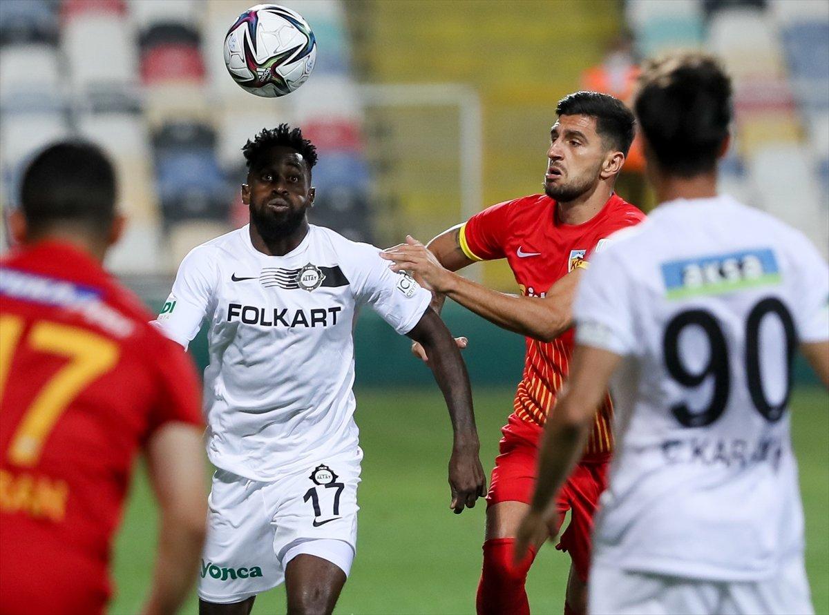 Altay, sahasında Kayseri'ye 3 gol attı