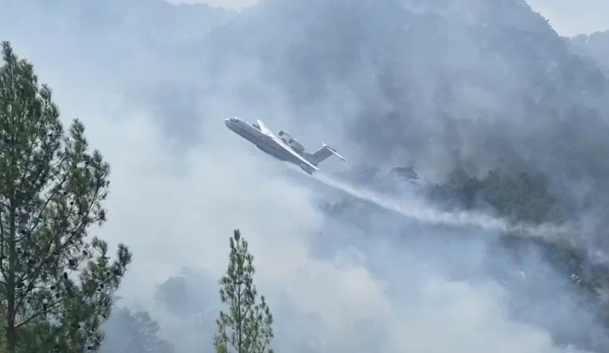 Kahramanmaraş'ta yangın söndürme uçağının çakılma anı