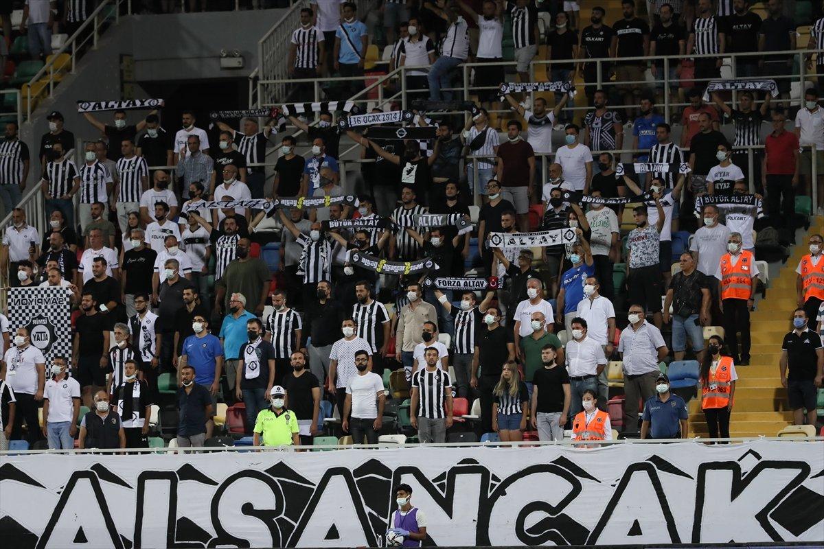 Altay, sahasında Kayseri'ye 3 gol attı