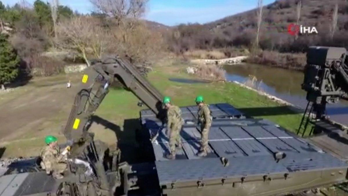 MSB, sel bölgesine 2 yatay kaydırmalı köprü tankı ile 3 sabit köprü aracı gönderdi