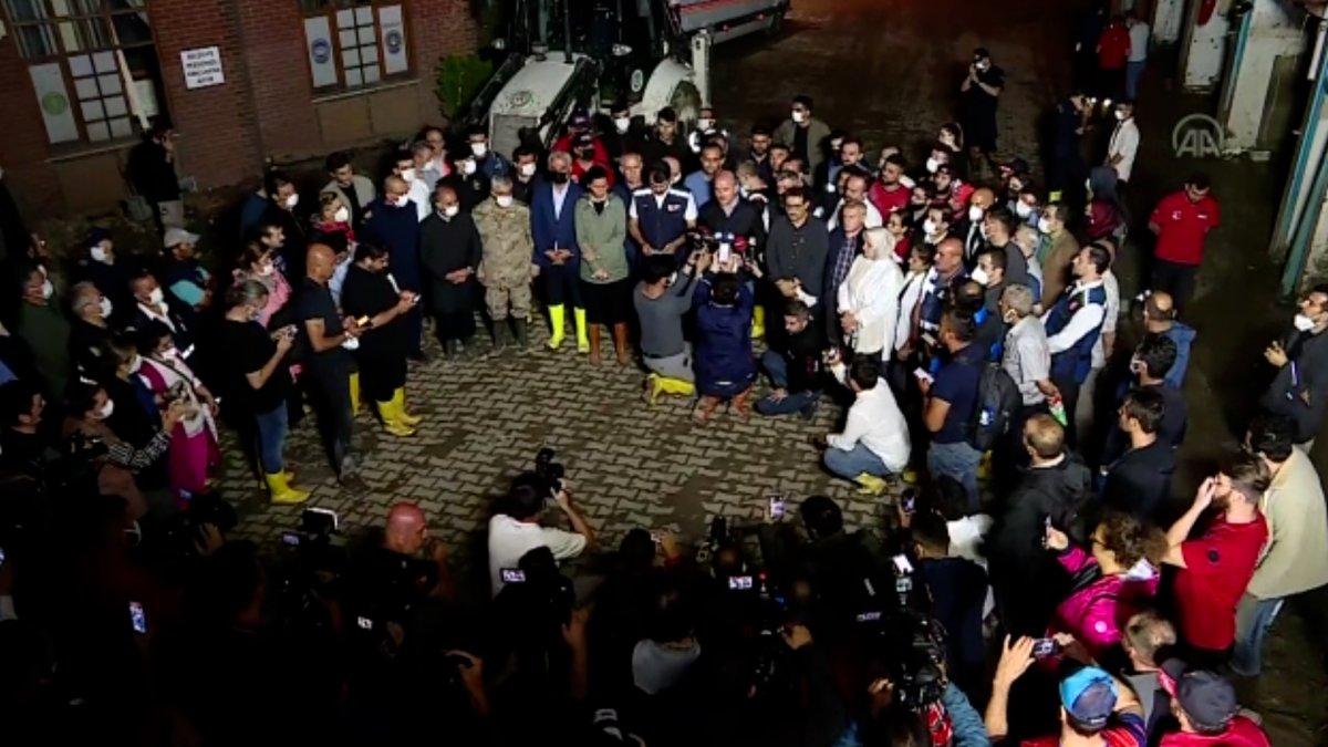 Süleyman Soylu: Tüm köylere helikopterle jeneratör gönderiyoruz