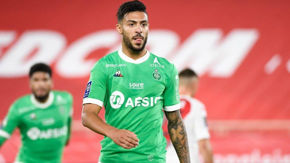 Fransız basını: Fenerbahçe, Denis Bouanga ile ilgileniyor