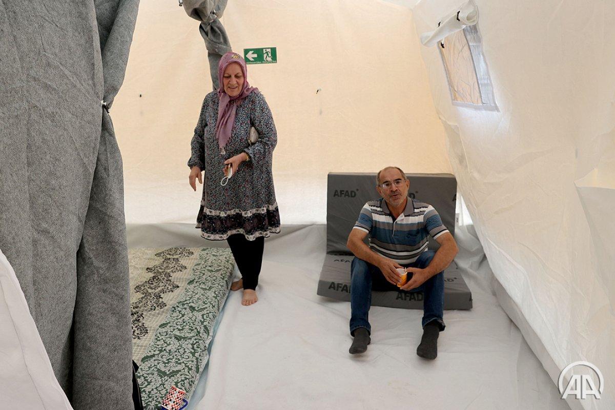 Sel felaketinde evini kaybedenler çadır kentte konaklıyor