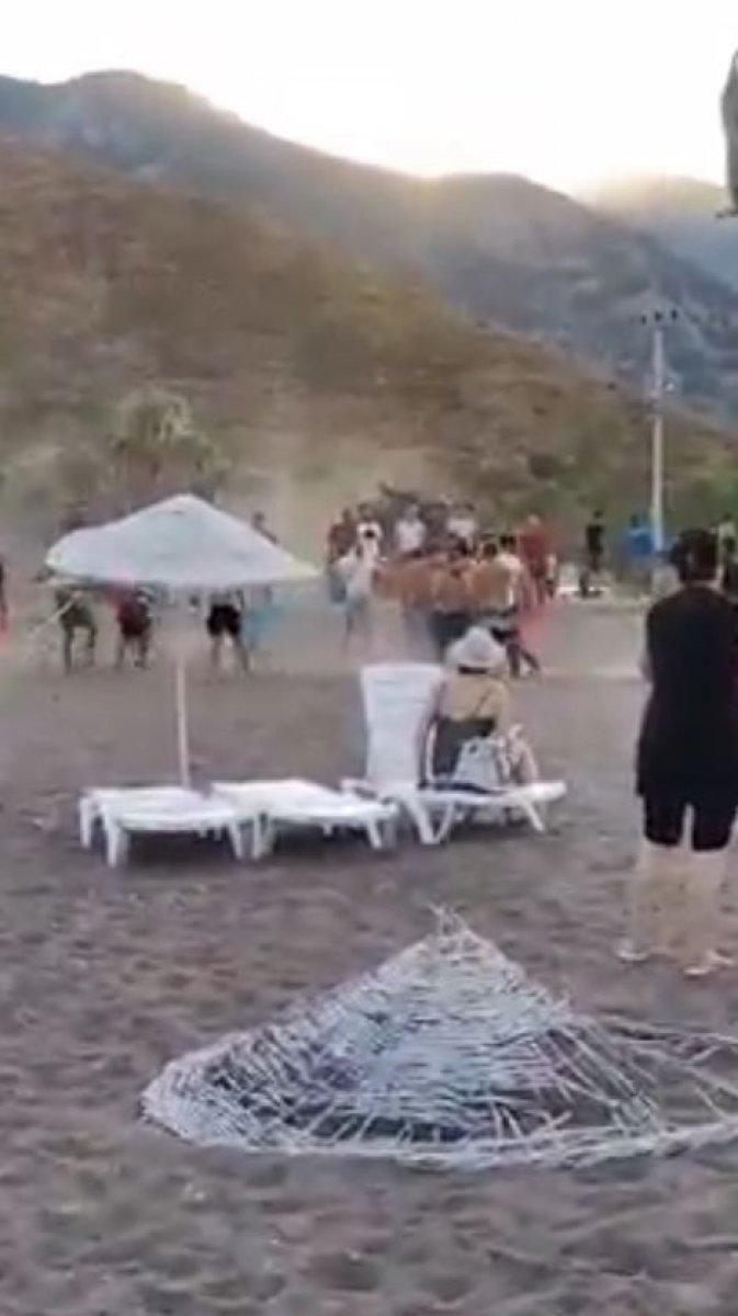 Antalya Kumluca sahilinde kavga