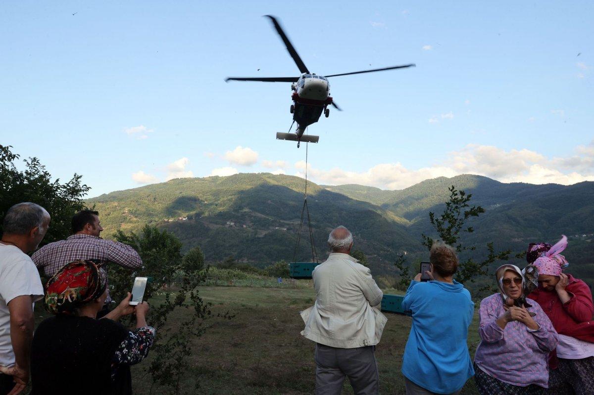 Selde elektriksiz kalan köyler, mobil jeneratörle aydınlanıyor