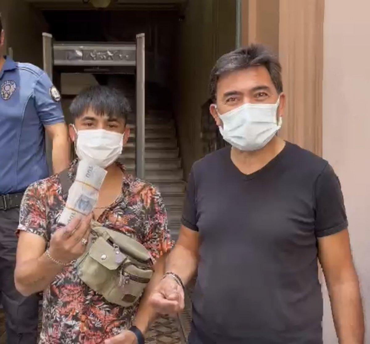 Türkiye'de turistlere karşı iki farklı taksici davranışı