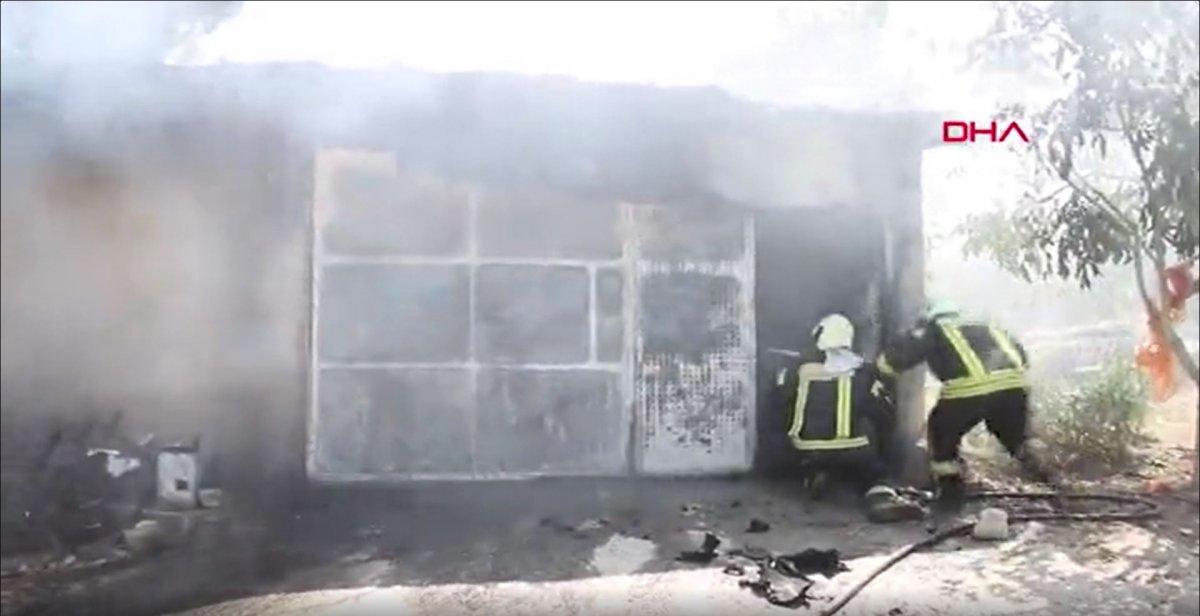 Manisa’da çiftlik evinin kapalı garajında yangın