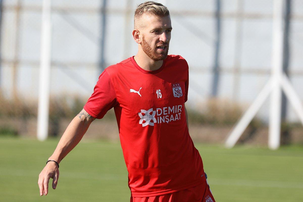 Sivasspor'da Pedro Henrique 4 hafta yok