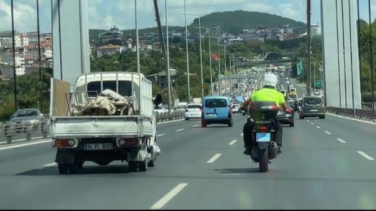 FSM'de makas atan sürücünün polisten kaçma anı