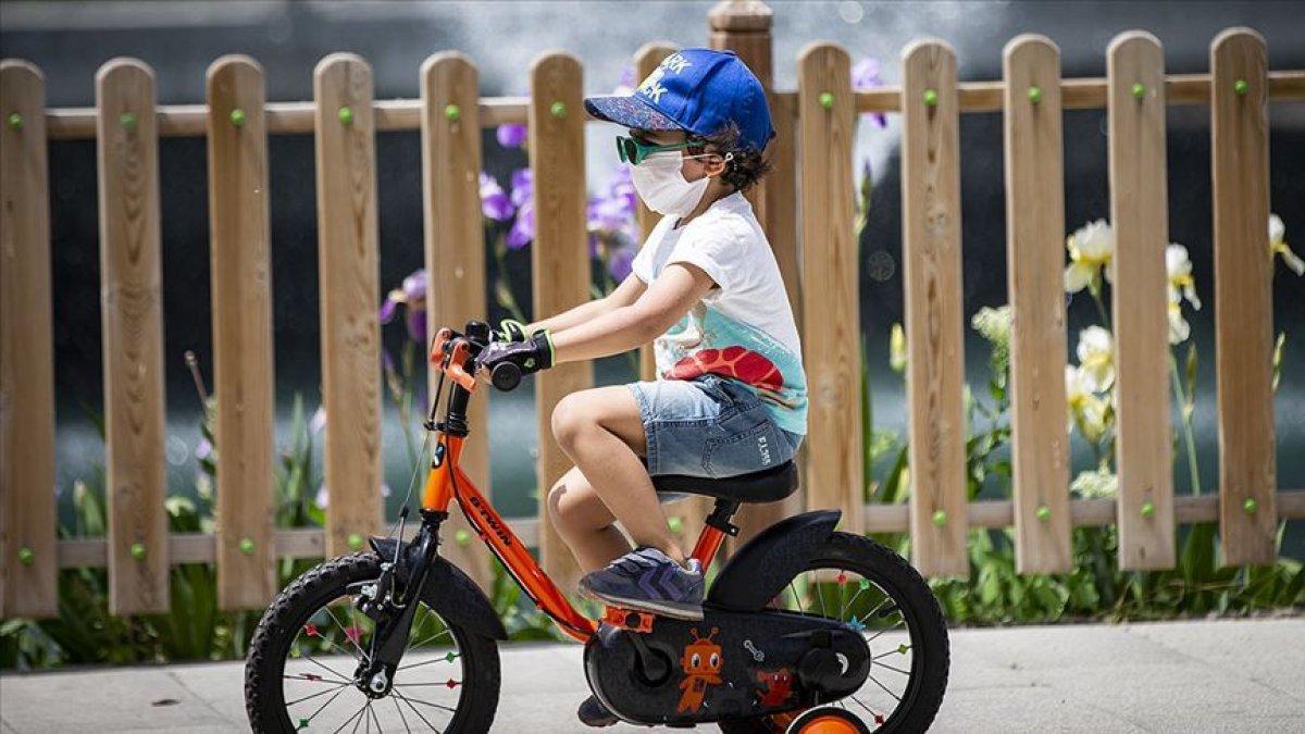 Çocuklarda koronavirüs hakkında ebeveynlerin bilmesi gerekenler