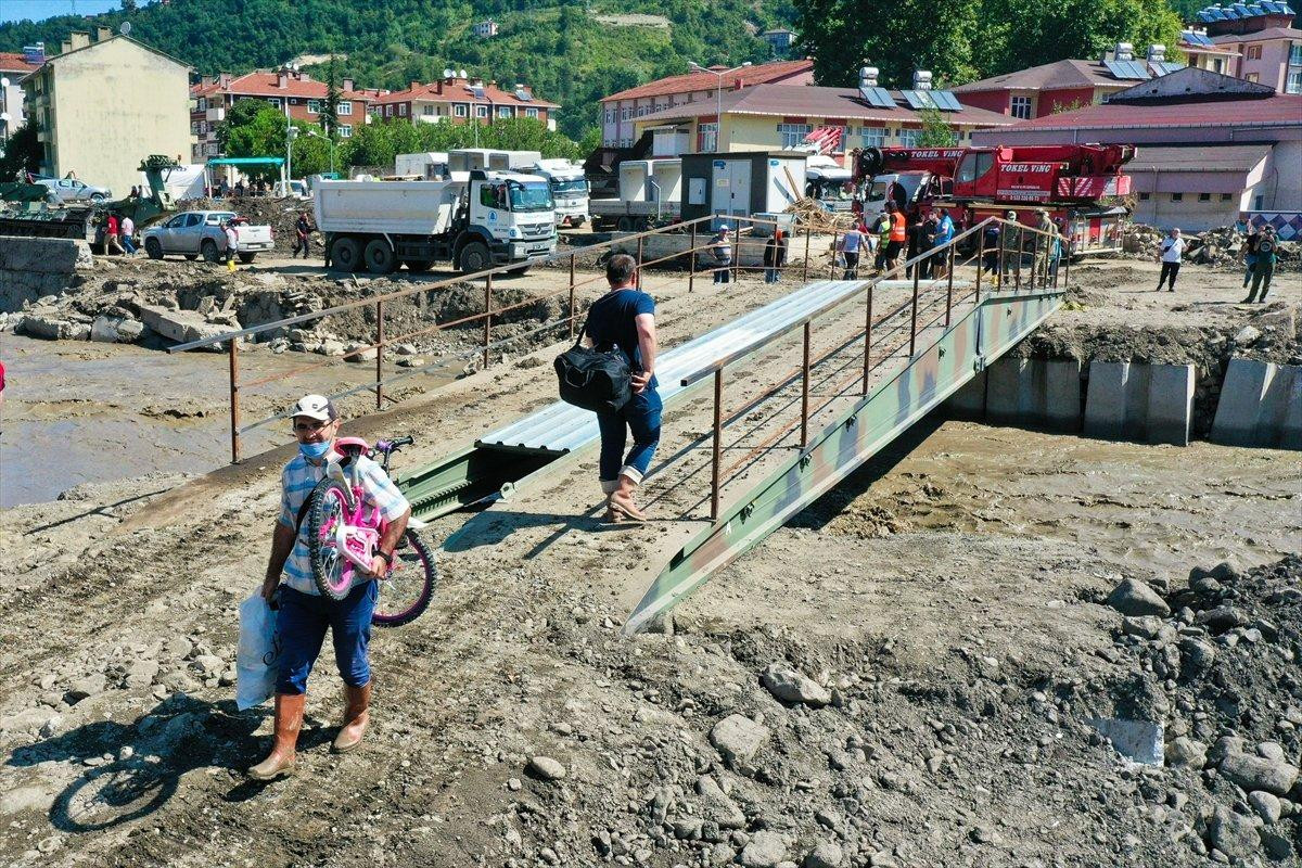 Bozkurt’taki seyyar köprüden geçişler başladı