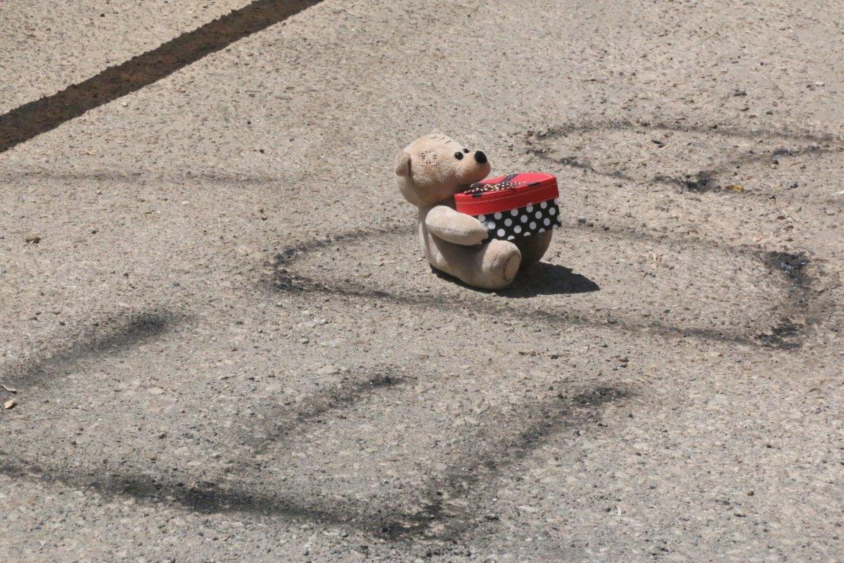 Antalya'da sevgilisinin komşusunu silahla yaraladı