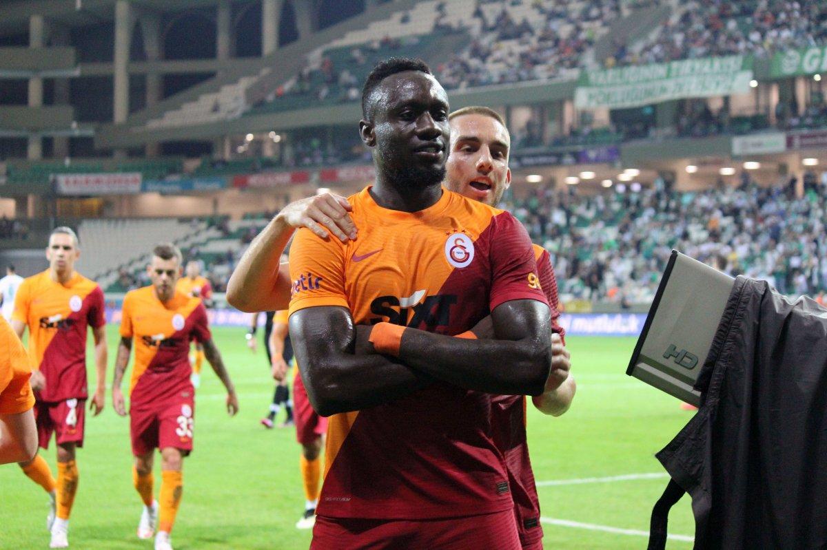 Galatasaray, Giresunspor'u 2 golle geçti
