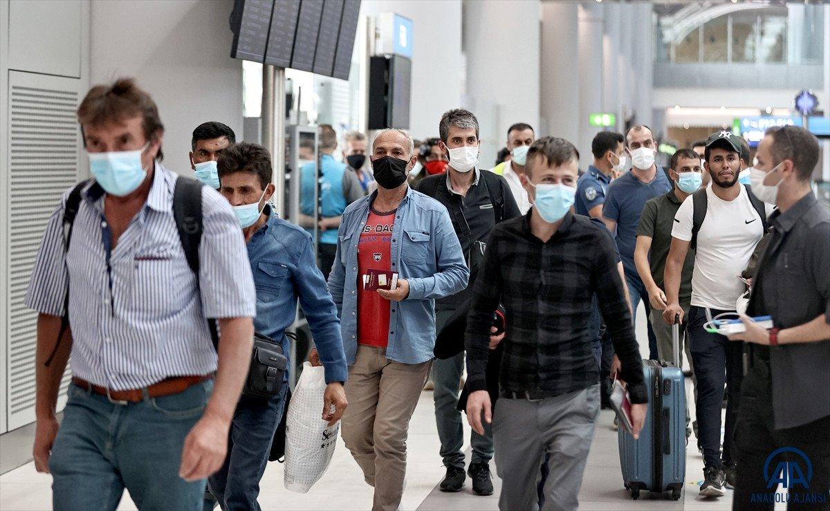 Kabil'den Türkleri getiren THY uçağı İstanbul'a iniş yaptı