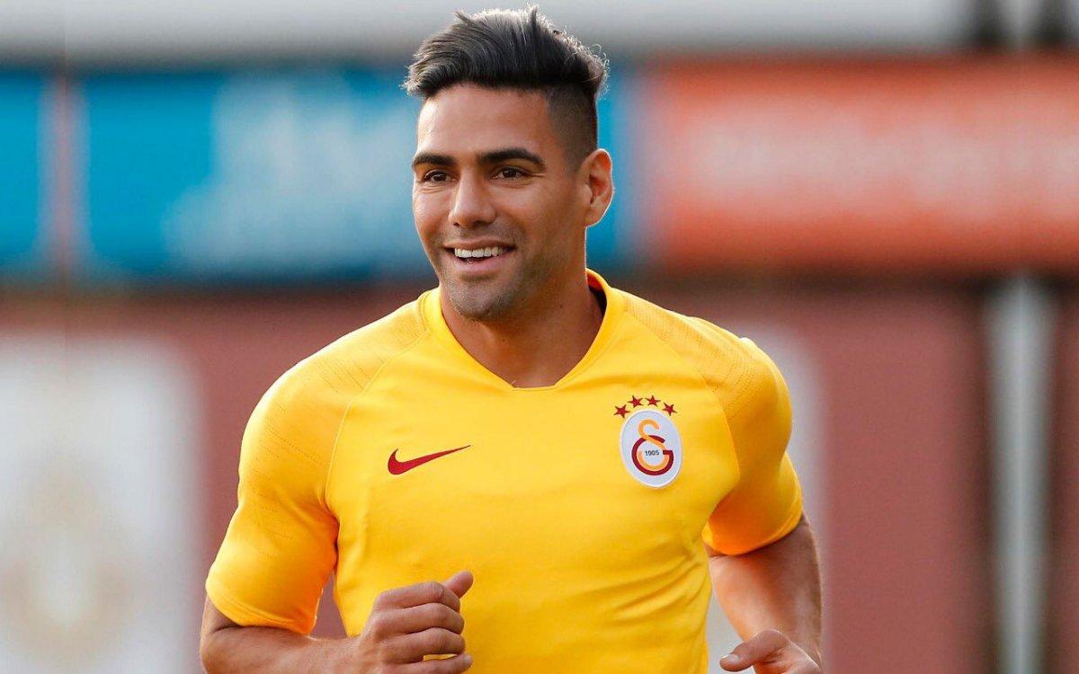 Galatasaray'da Falcao ile yollar ayrılıyor