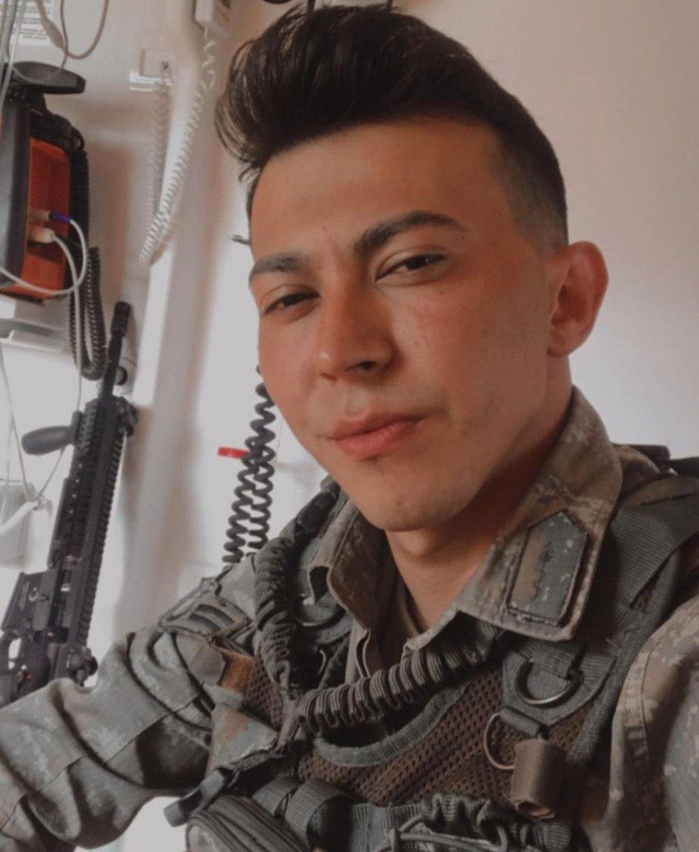 Irak'ın kuzeyinde şehit düşen askerlerimiz son yolculuğuna uğurlandı