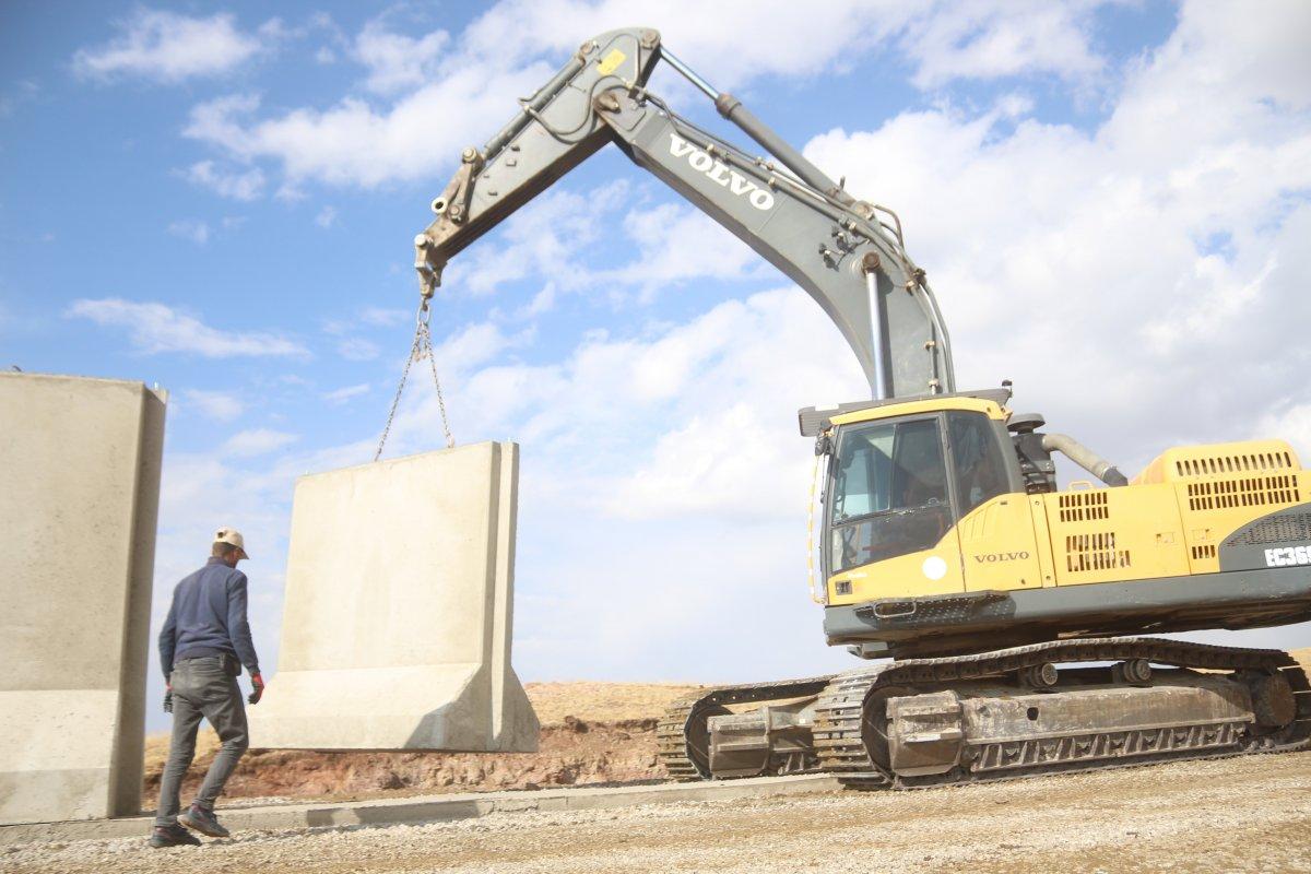 İran sınırında güvenlik tedbirleri üst seviyeye çıkarıldı
