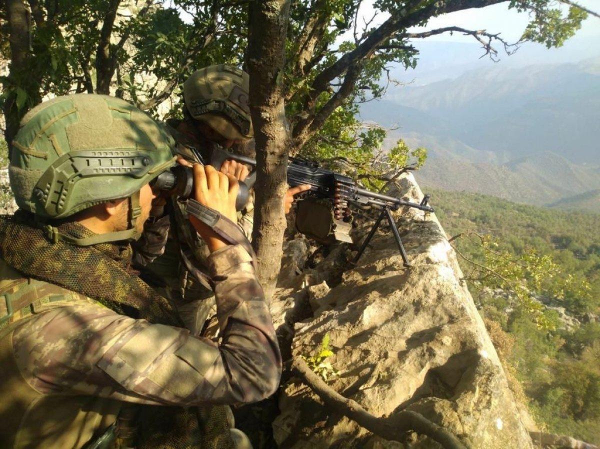 Pençe Şimşek bölgesinde 2 PKK’lı terörist öldürüldü