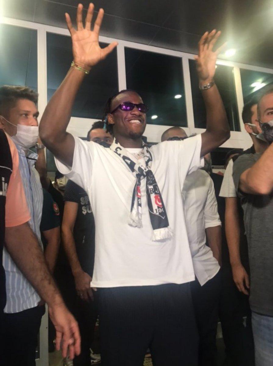 Beşiktaş'la anlaşan Michy Batshuayi İstanbul'da