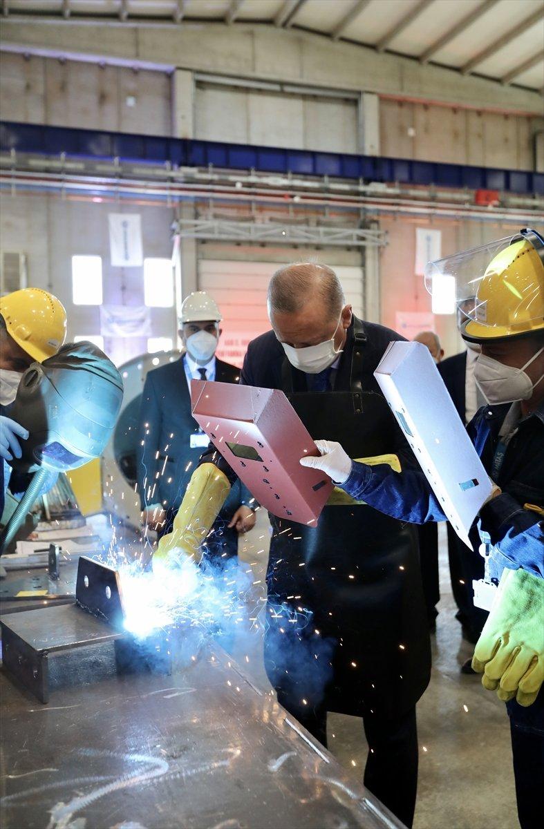 Kaynak ustası Melek, Cumhurbaşkanı Erdoğan ile kaynak yaptı