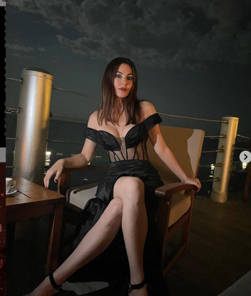 Defne Samyeli'den plaj pozları