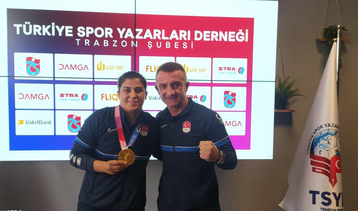 Olimpiyat şampiyonu Busenaz Sürmeneli: Ülkemiz bunu hak ediyor