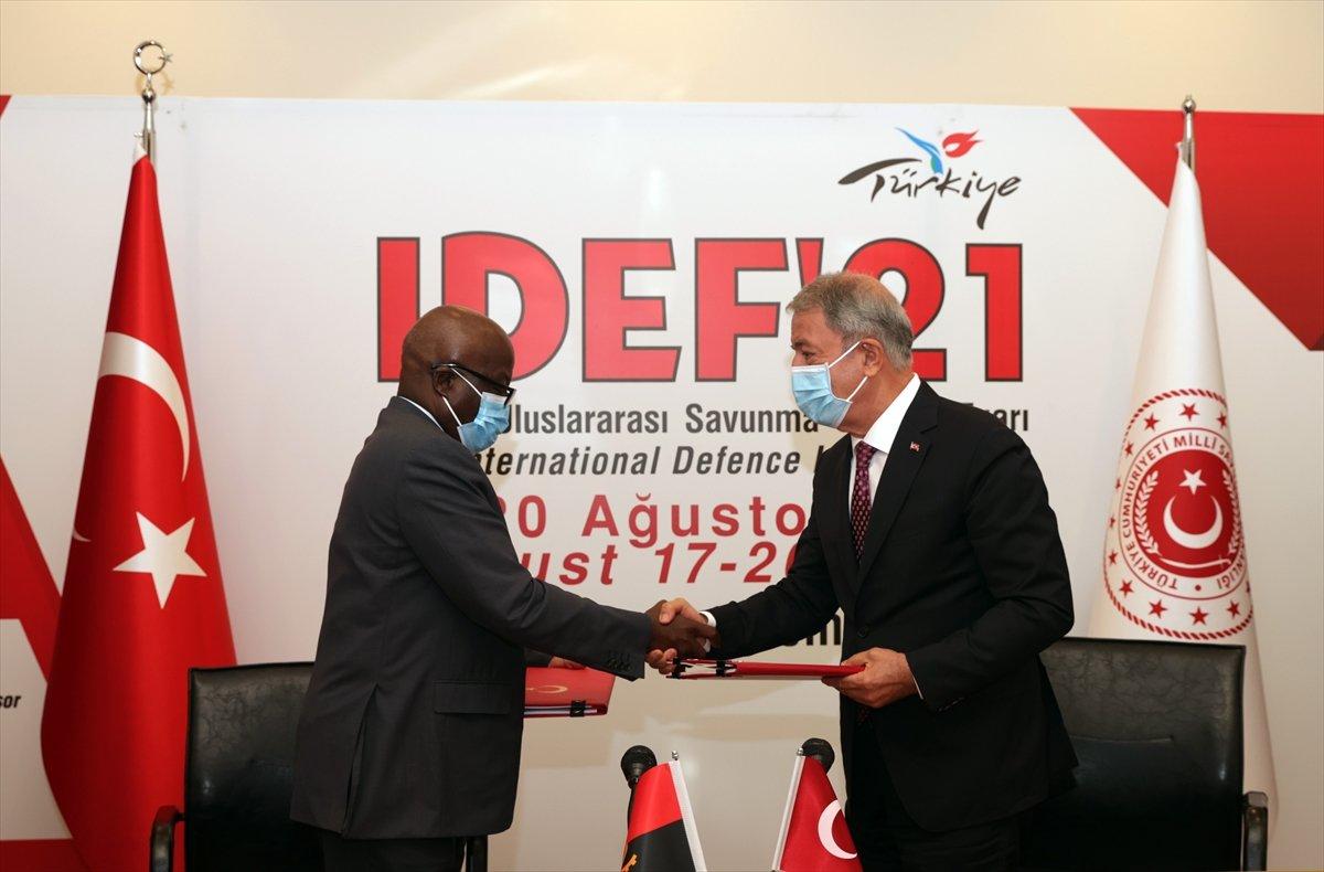 Hulusi Akar: Afganistan'daki vatandaşlarımızın tahliyesini gerçekleştiriyoruz