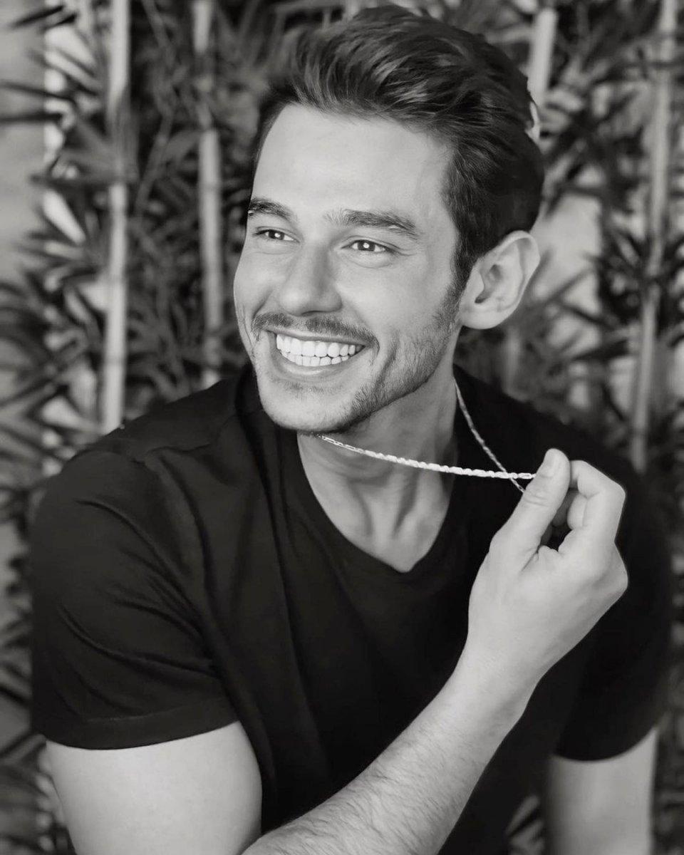 İrem Derici: Cem Belevi arkadaşım