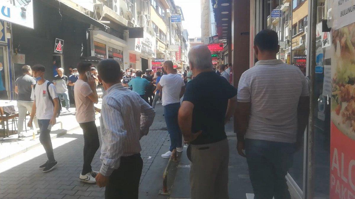 Malatya’da akrabalar arasında bıçaklı sopalı kavga: 3 yaralı