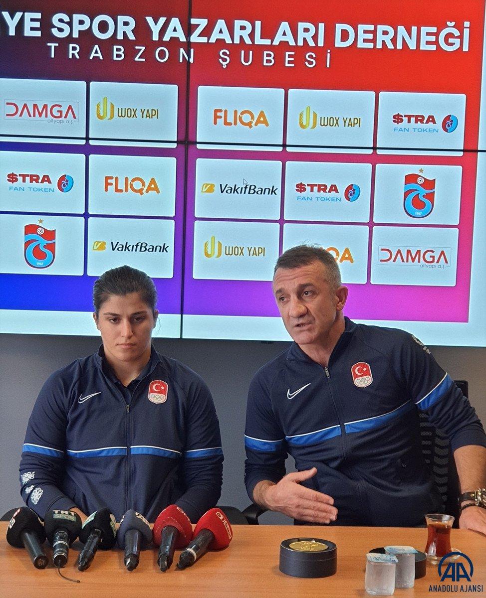 Olimpiyat şampiyonu Busenaz Sürmeneli: Ülkemiz bunu hak ediyor