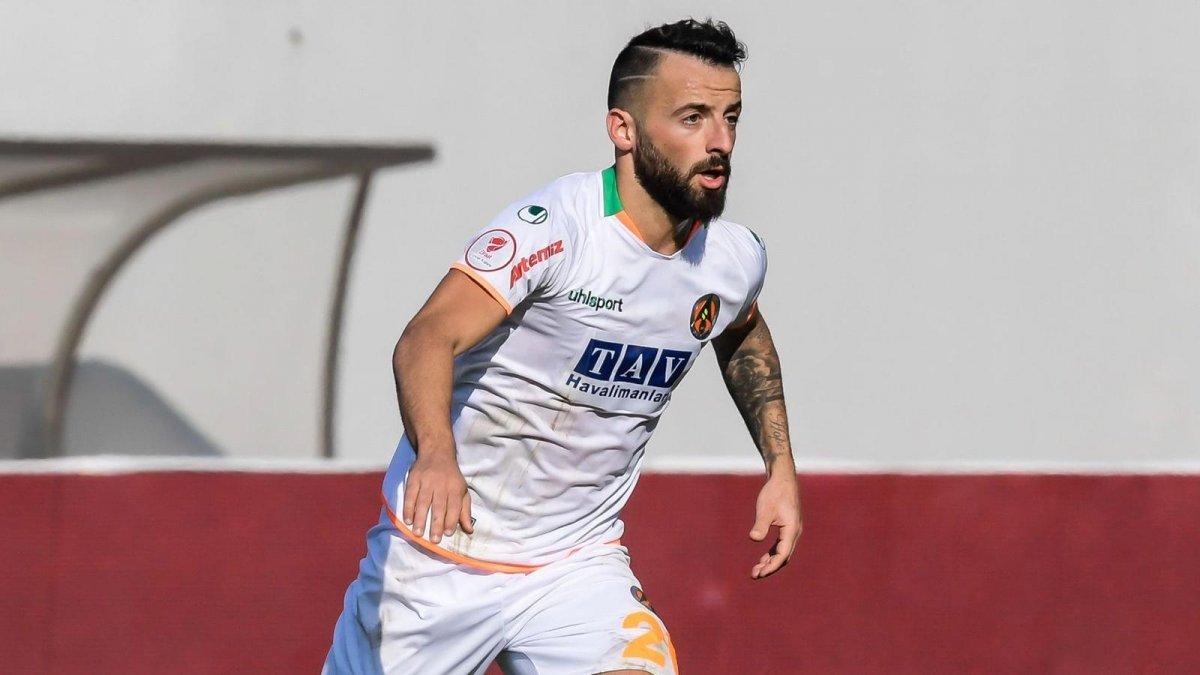 Trabzonspor, Manolis Siopis ile anlaştı