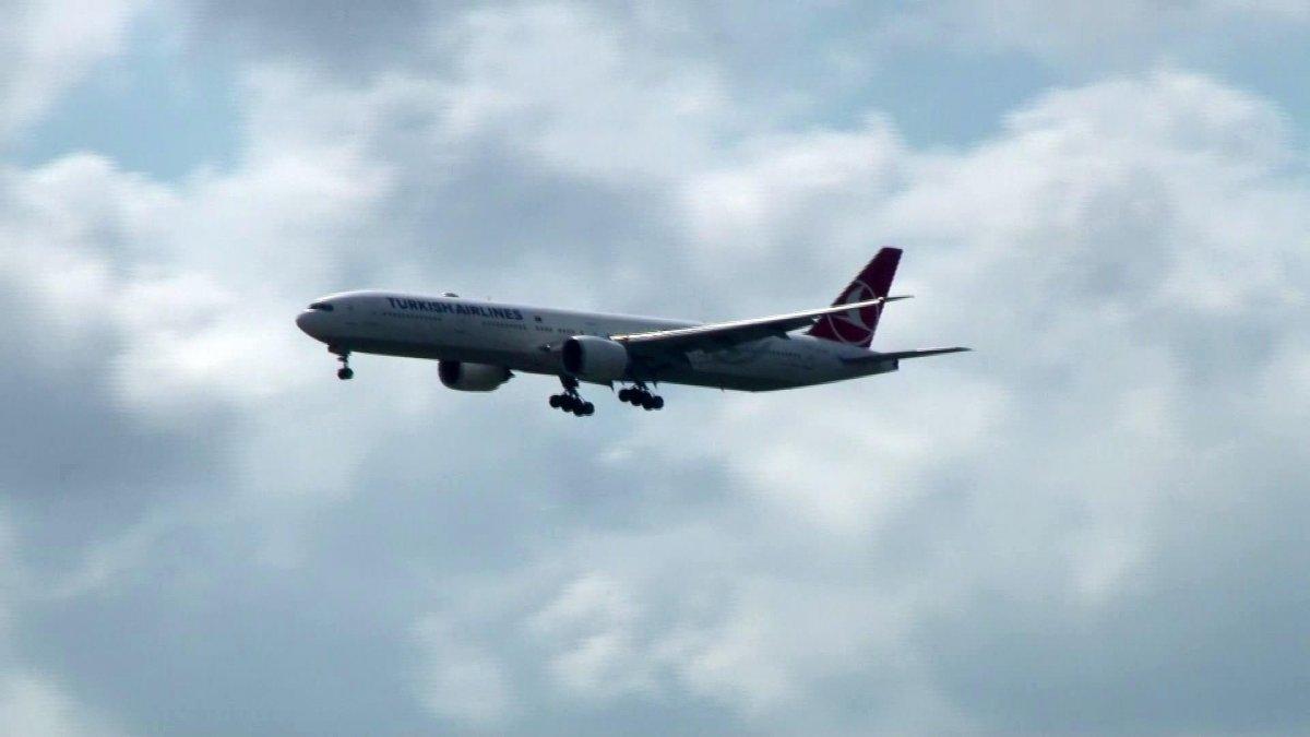 22 Türk vatandaşı, Kabil'den tahliye edildi