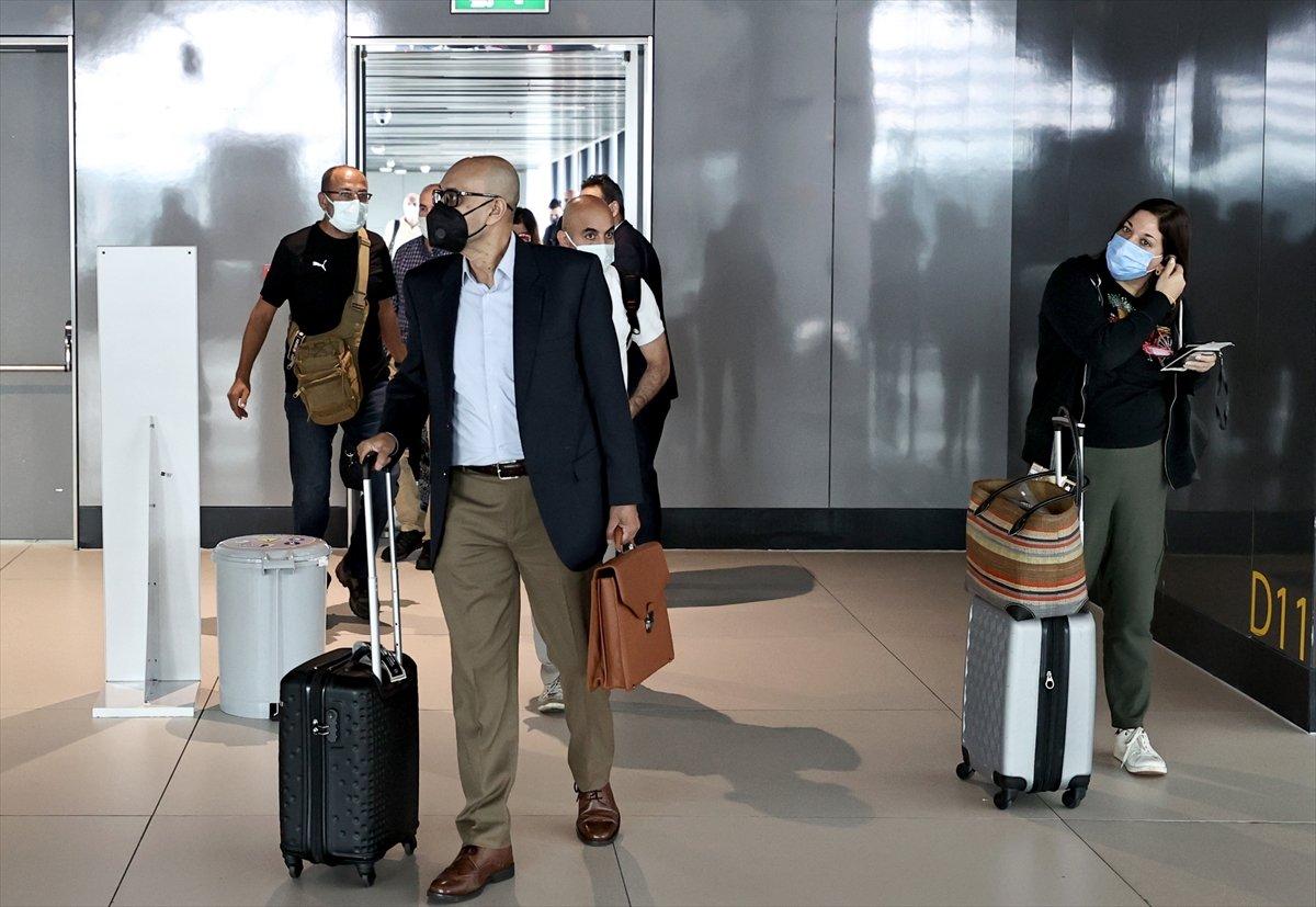 22 Türk vatandaşı, Kabil'den tahliye edildi