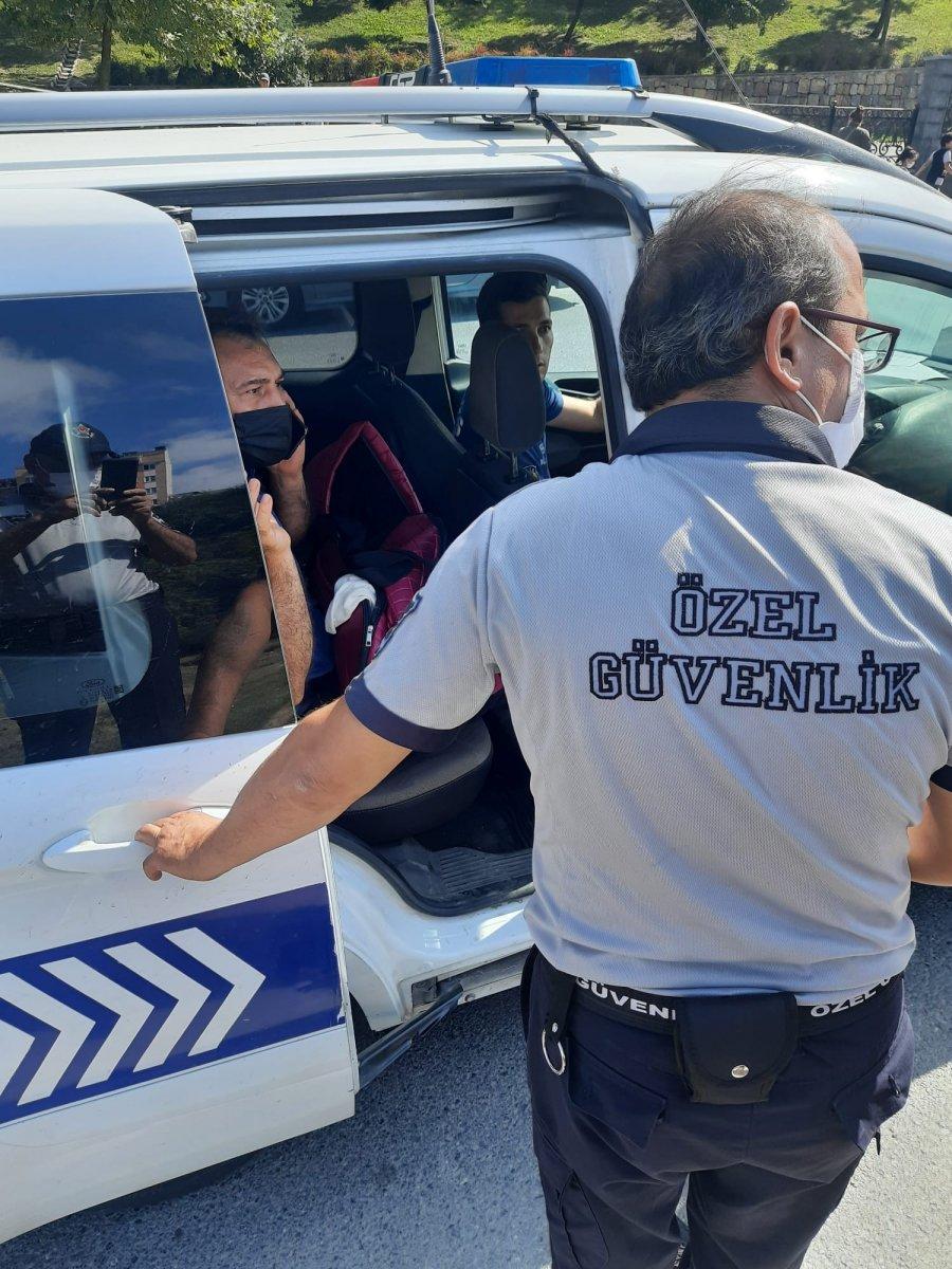 Arnavutköy'deki parkta, yeni doğan bebek bulundu