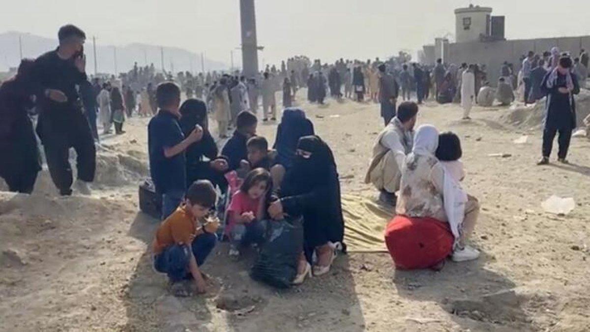 NATO: Kabil Havalimanı'nda 12 kişi hayatını kaybetti