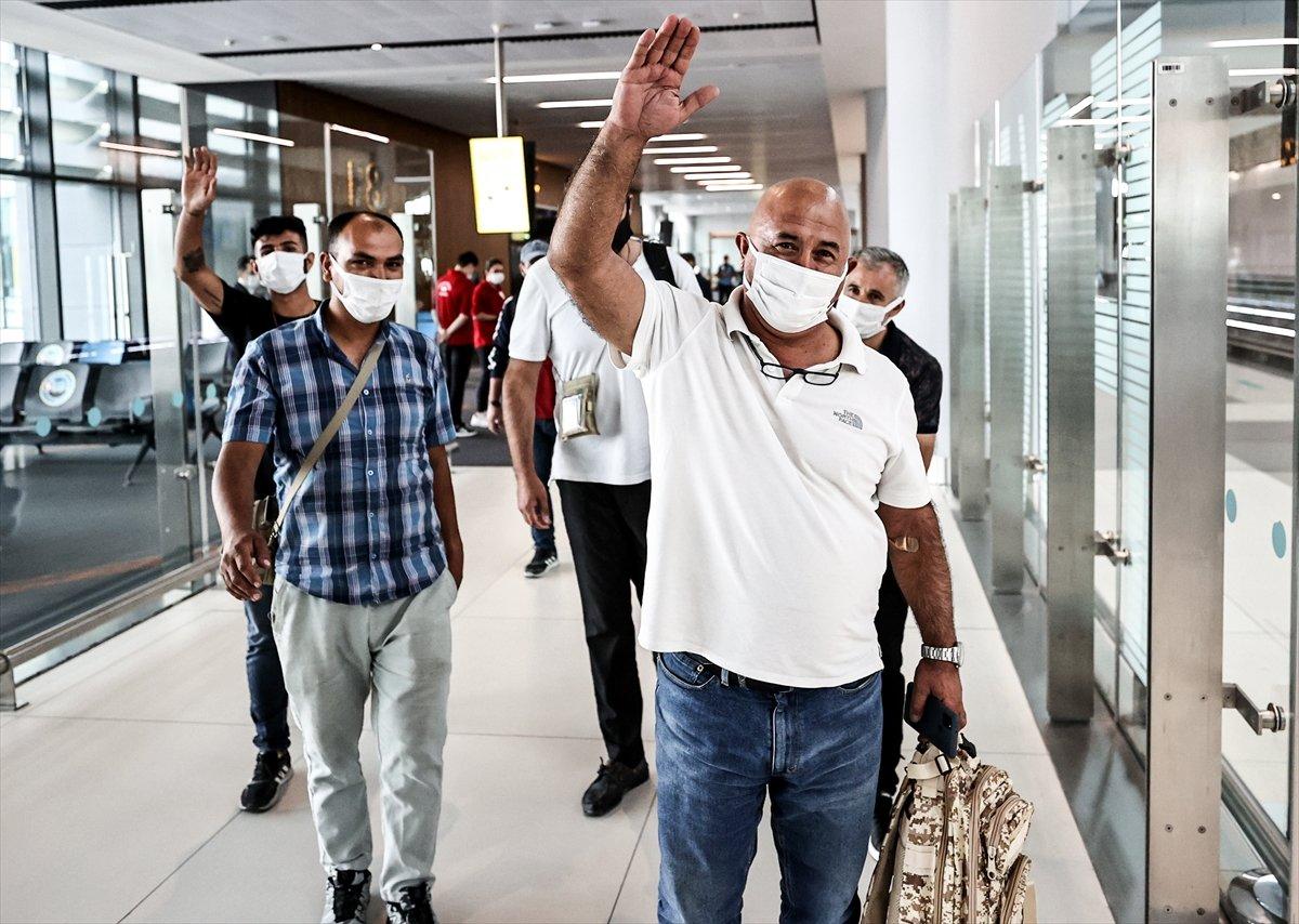 Mevlüt Çavuşoğlu: Taliban ile değişik kanallardan iletişimimiz var