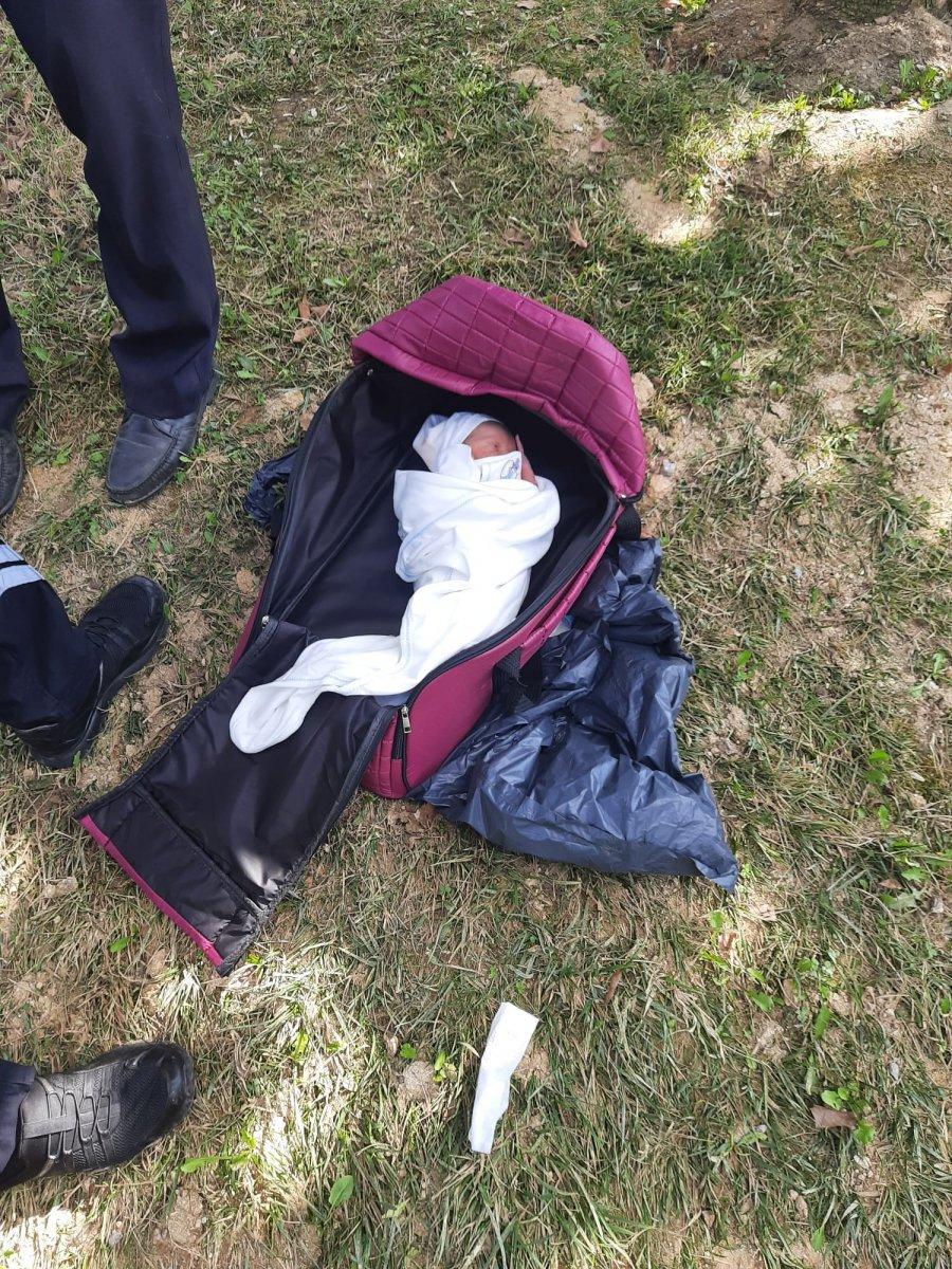 Arnavutköy'deki parkta, yeni doğan bebek bulundu