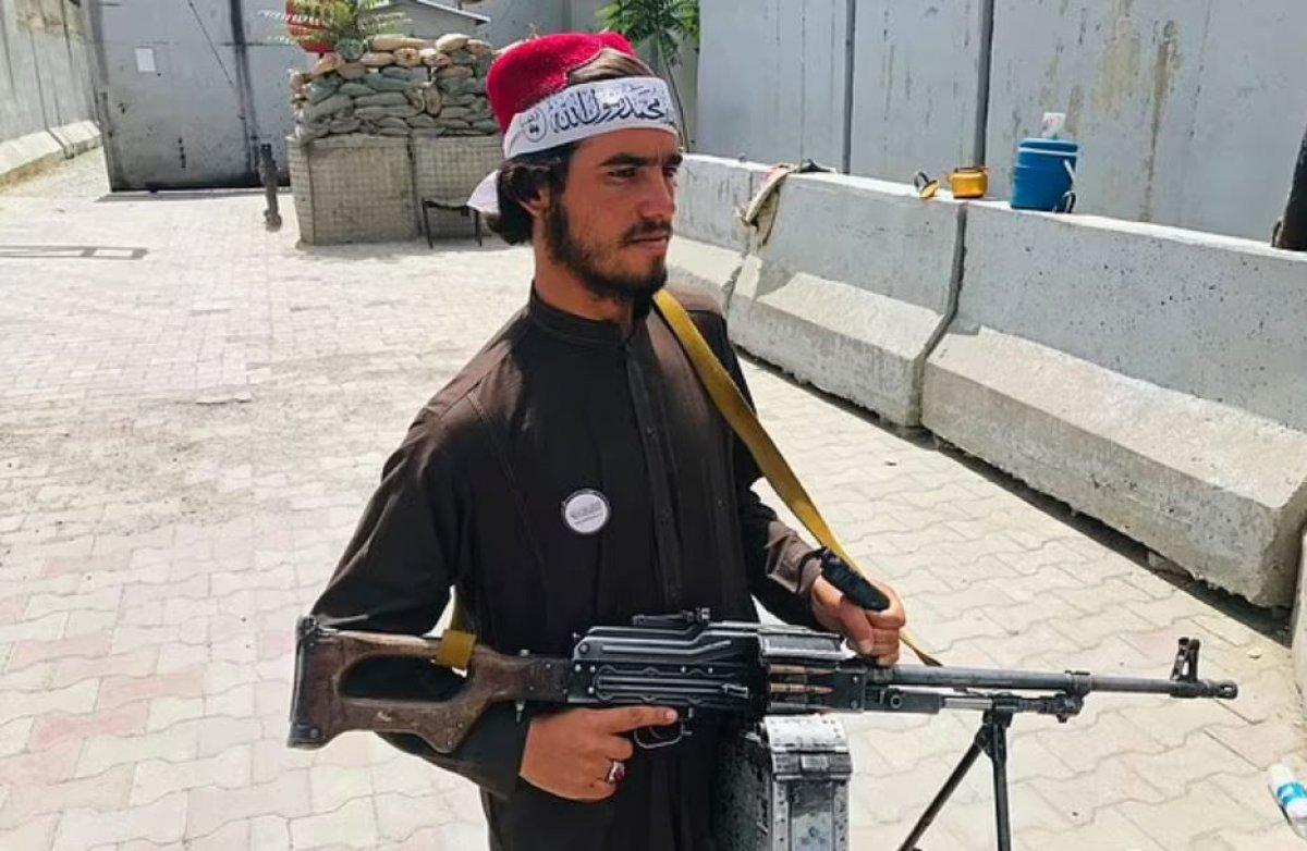 Taliban, giyim tarzını değiştirdi