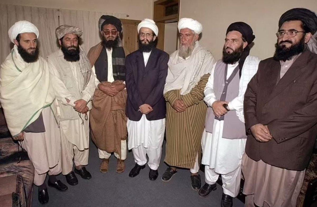 Taliban, giyim tarzını değiştirdi