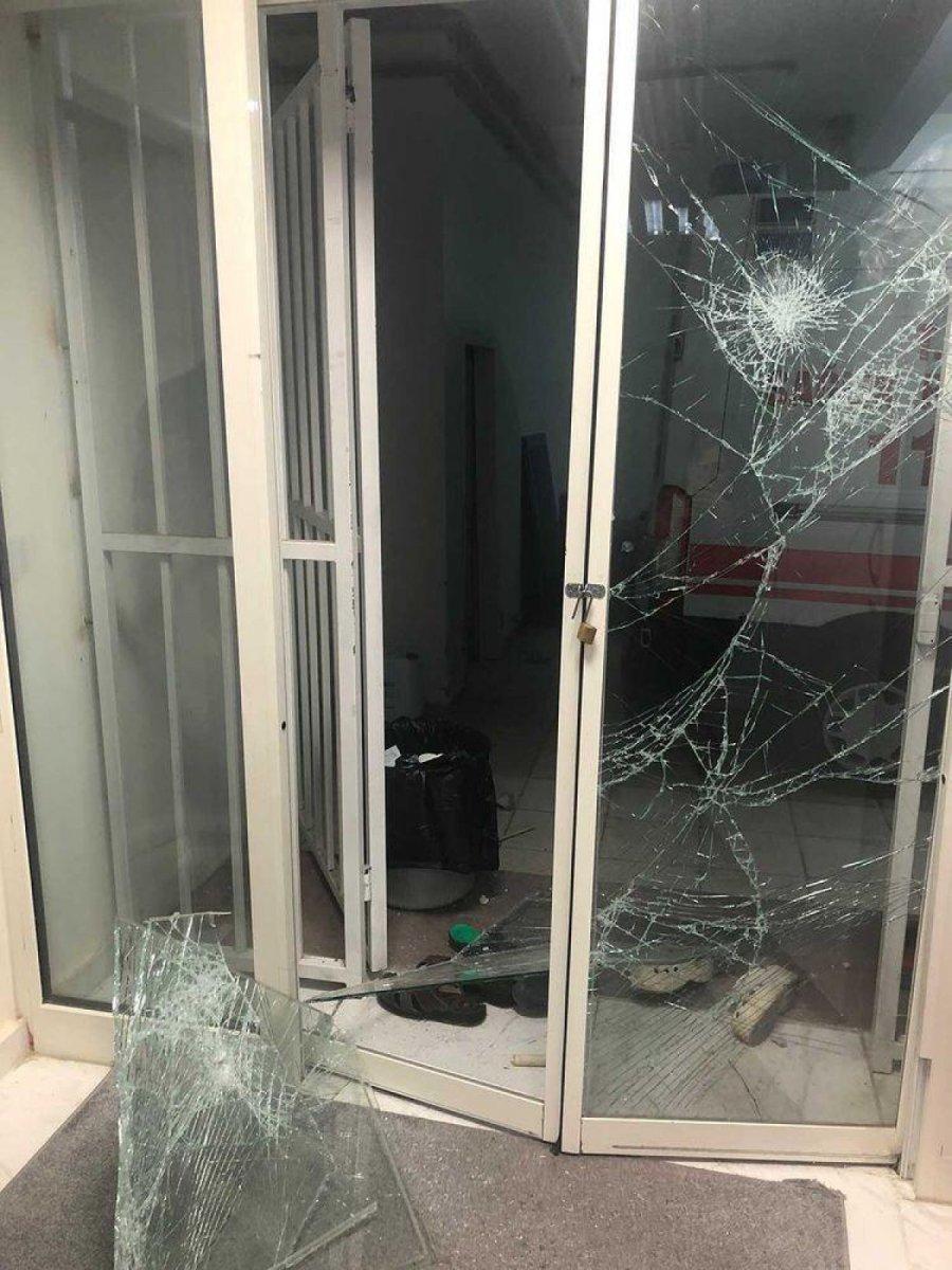 Kahramanmaraş'ta diş ağrısı için istediği ambulans gelmeyince saldırdı