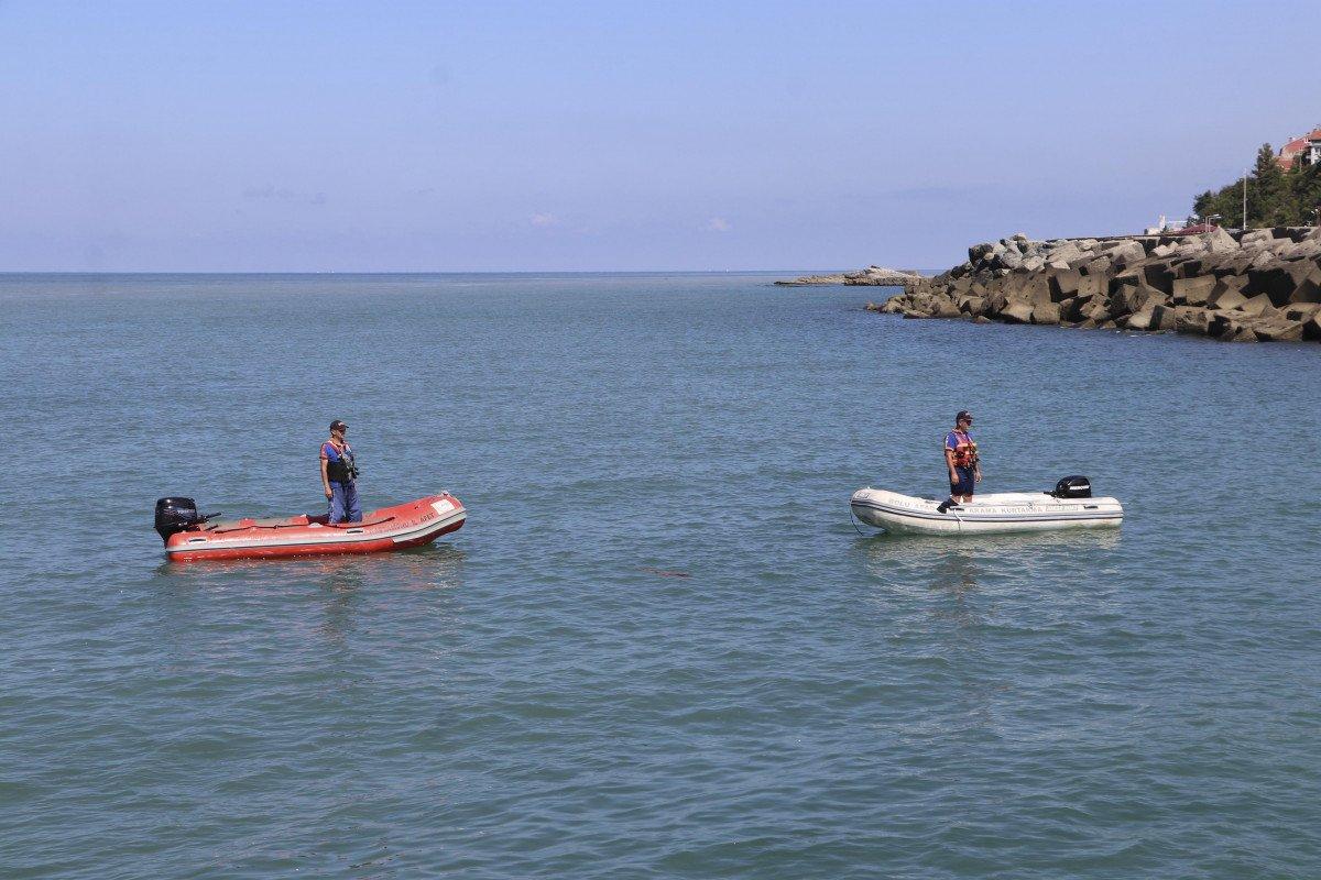 Selde kaybolanlar Karadeniz'de aranıyor