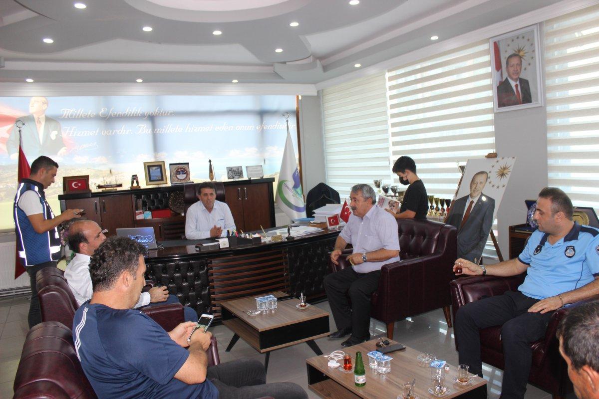 Sinop'ta 11 yaşındaki çocuk kumbarasındaki paraları sel mağdurlarına bağışladı